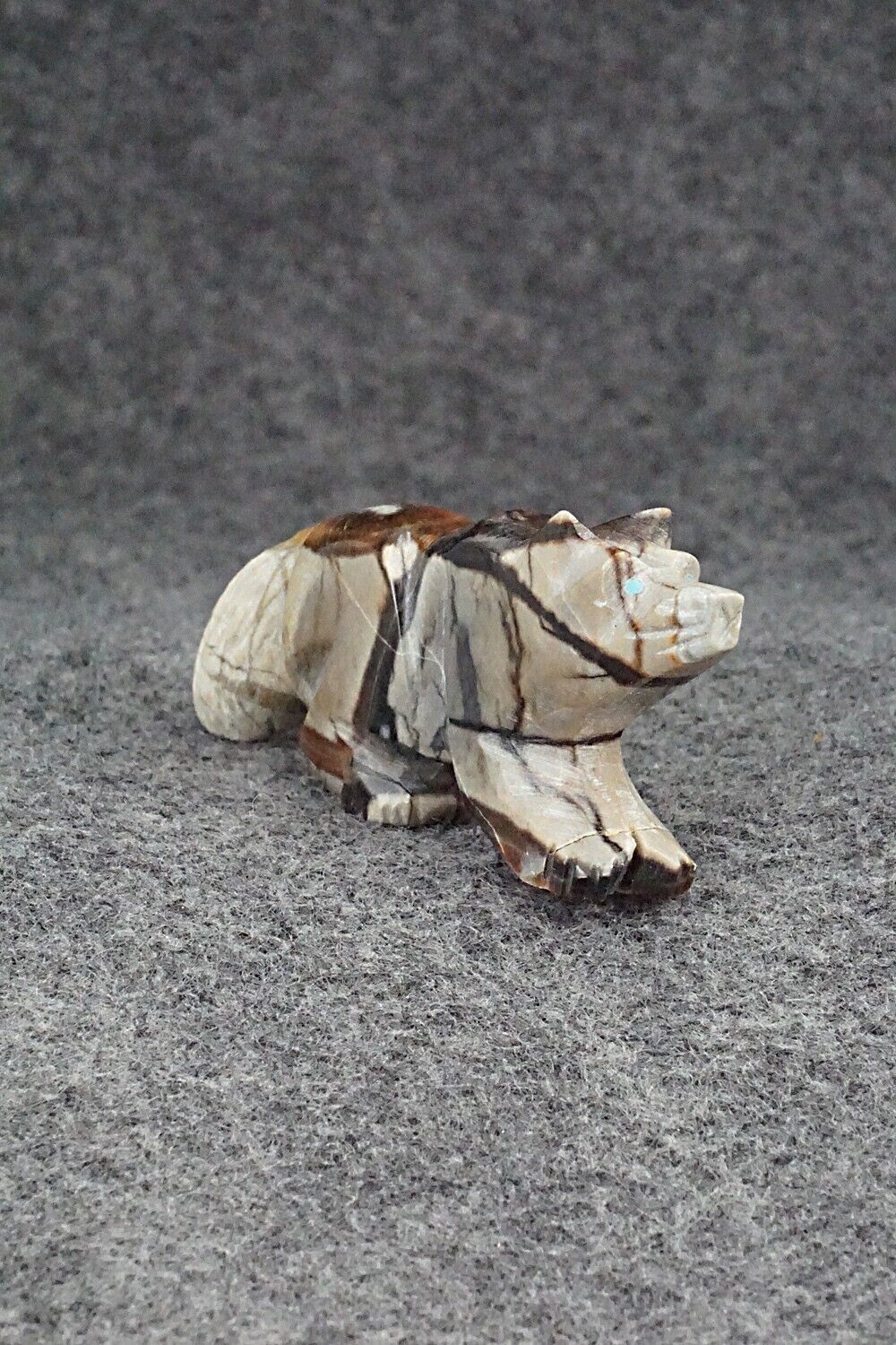 Wolf Zuni Fetish Carving - Tony Mackel