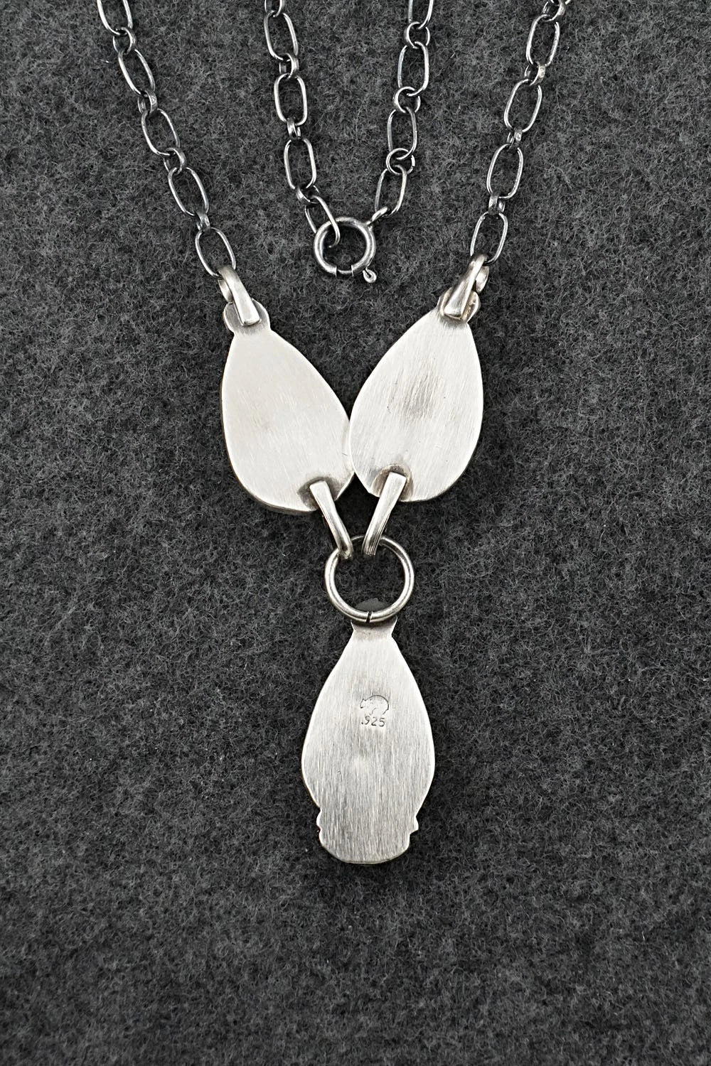 Turquoise & Sterling Silver Necklace - Verley Betone