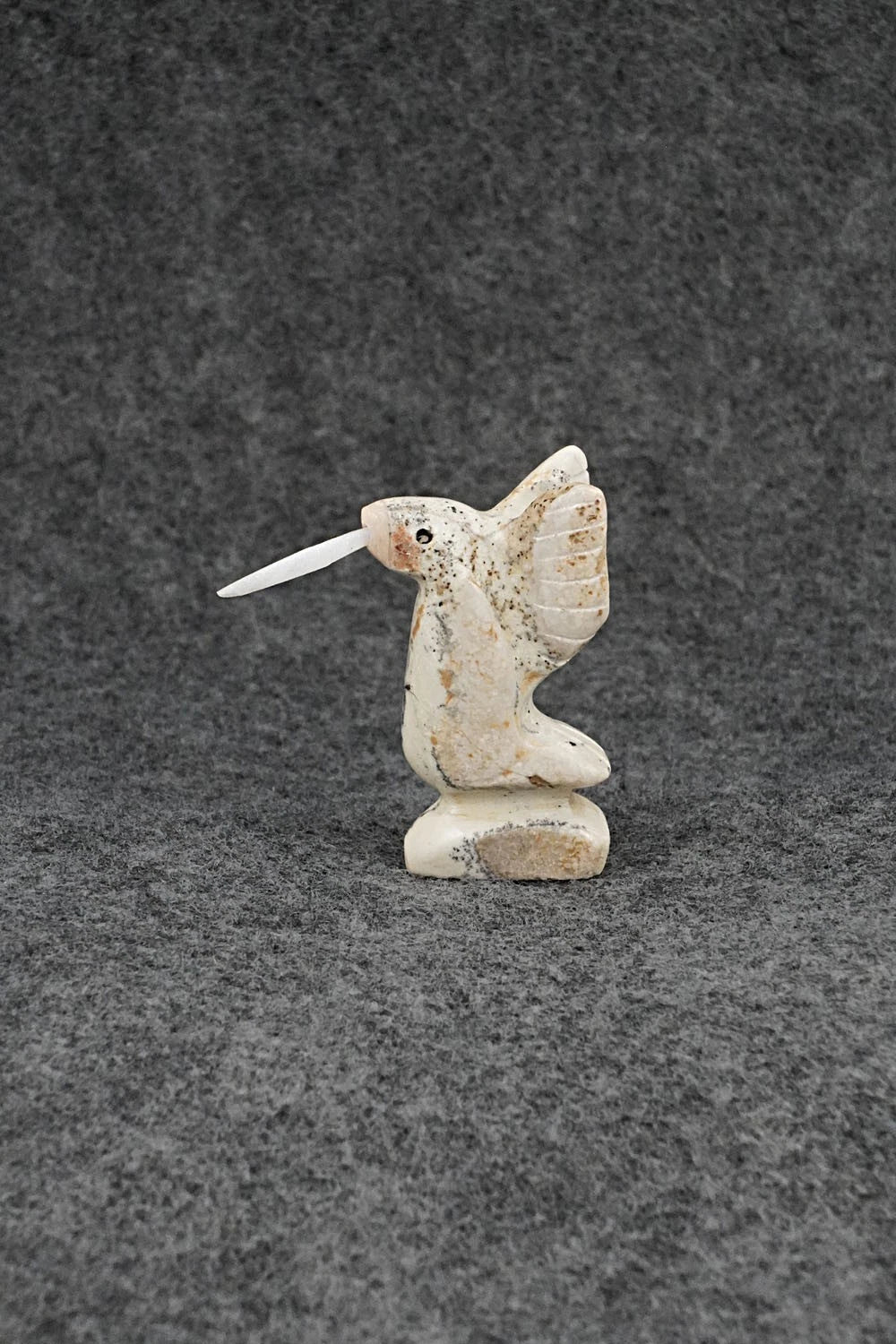 Hummingbird Zuni Fetish Carving - Justin Red Elk