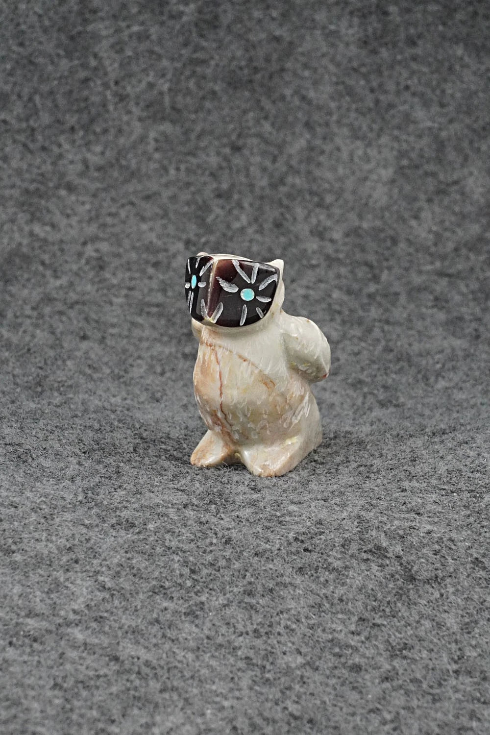 Owl Zuni Fetish Carving - Freddie Leekya