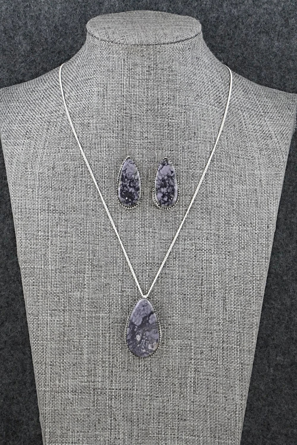 Morado & Sterling Silver Necklace and Earrings Set - Murray Hannaweeka