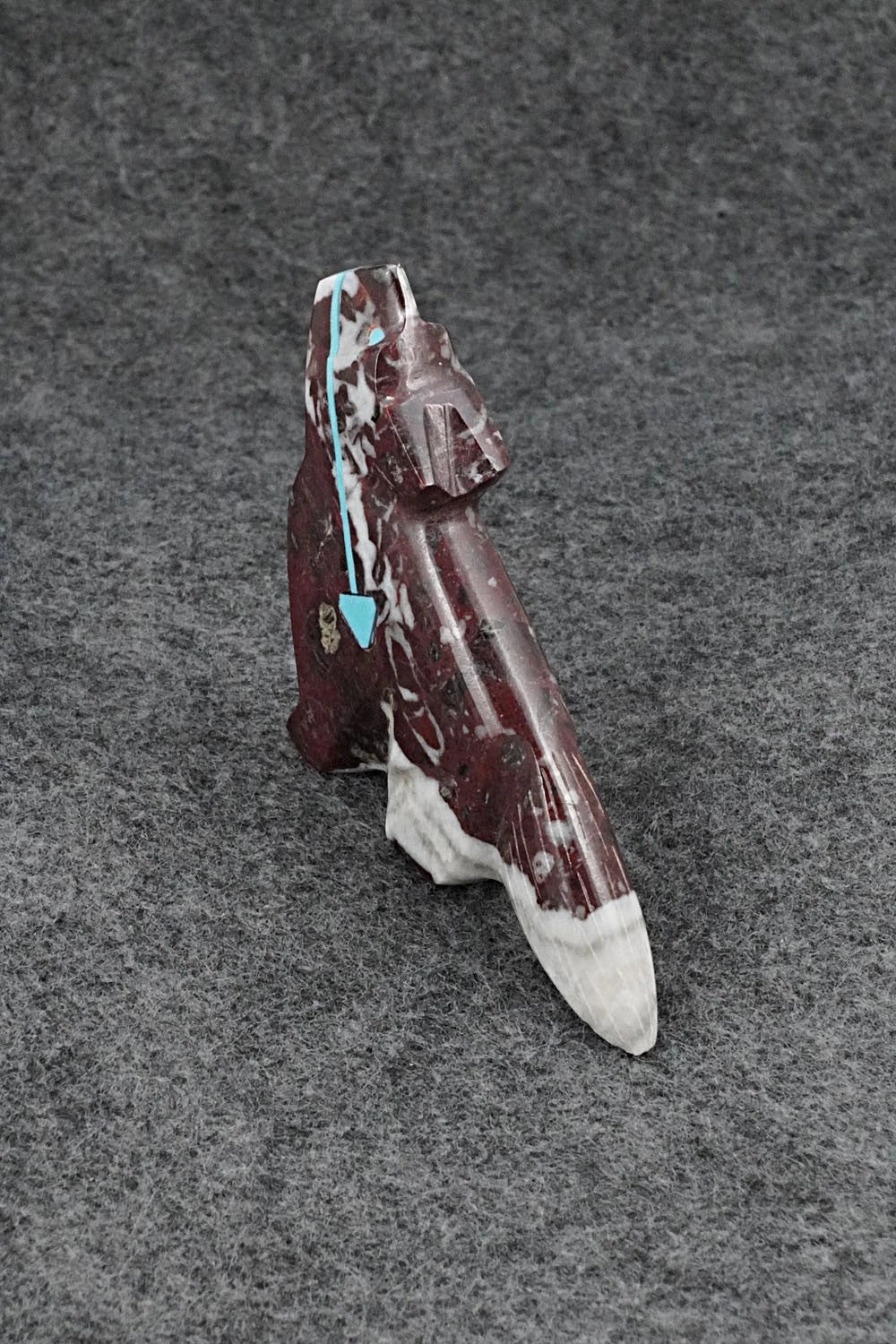 Wolf Zuni Fetish Carving - Kenric Laiwakete