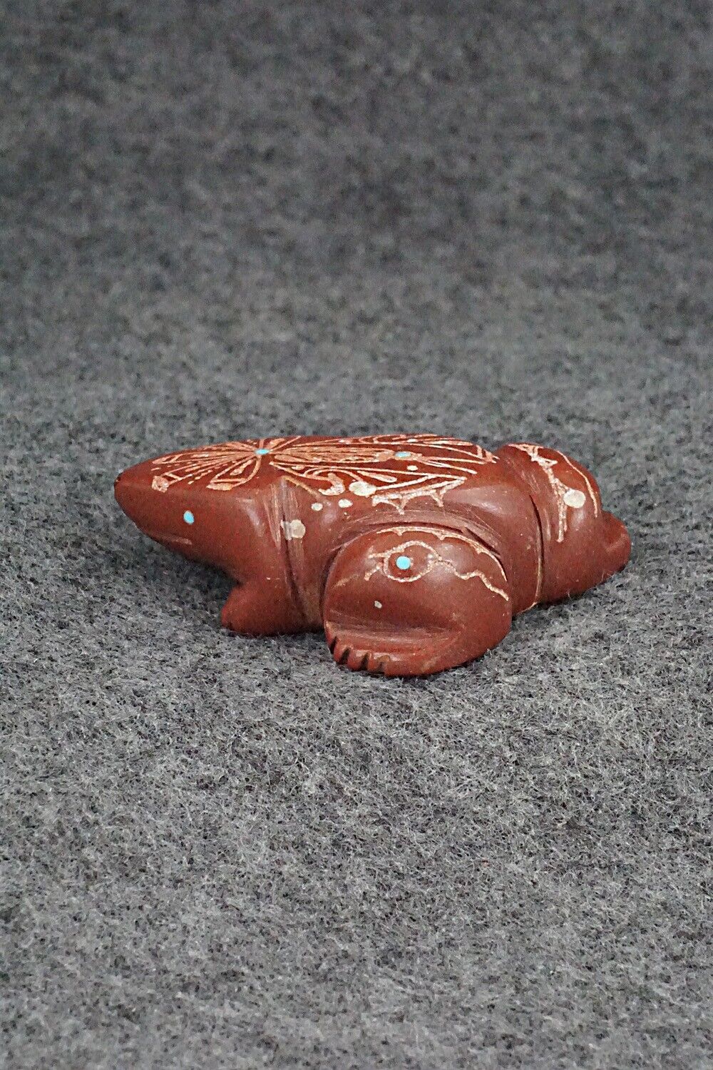 Frog Zuni Fetish Carving - Adrian Cachini