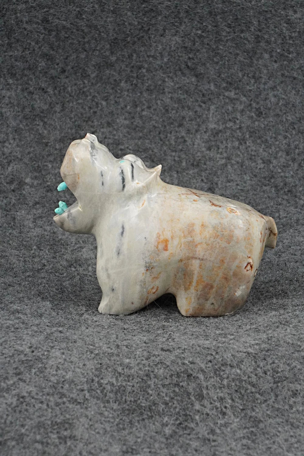 Hippo Zuni Fetish Carving - Enrike Leekya