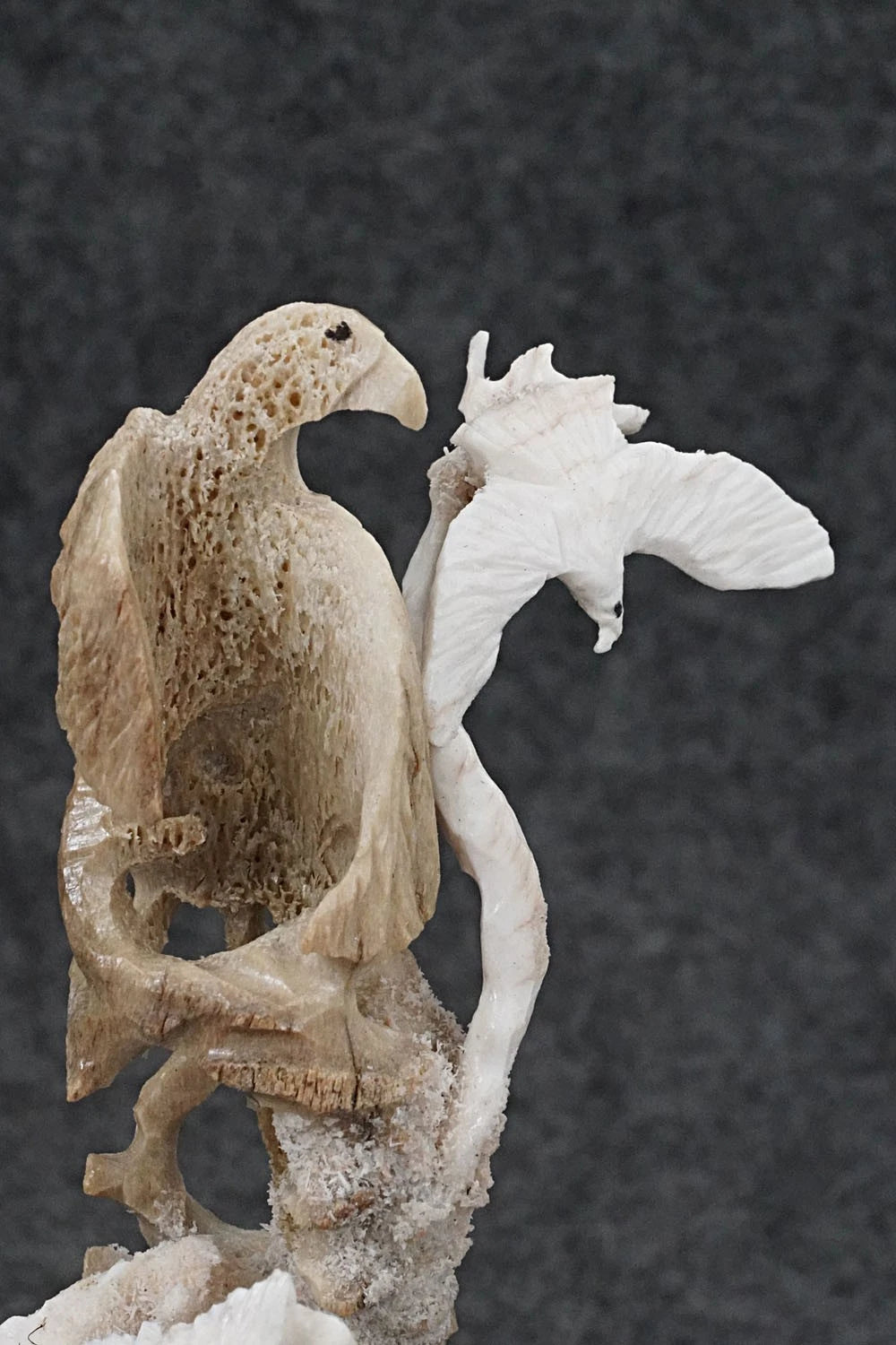 Eagles Zuni Fetish Carving - Ruben Najera