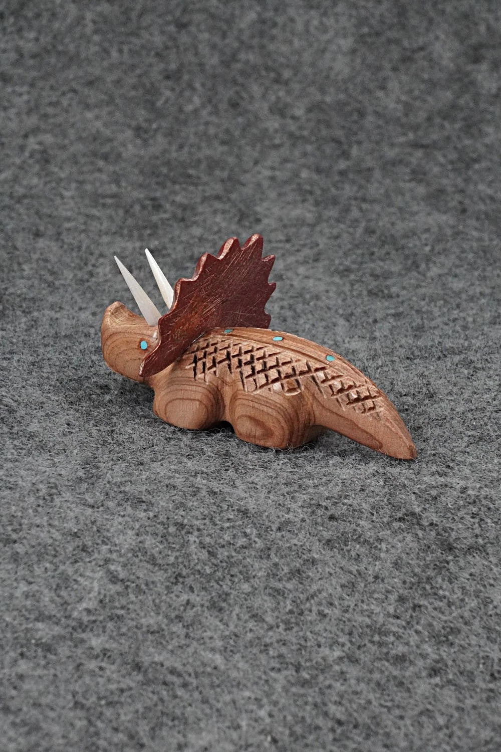 Dinosaur Zuni Fetish Carving - Brandon Phillips