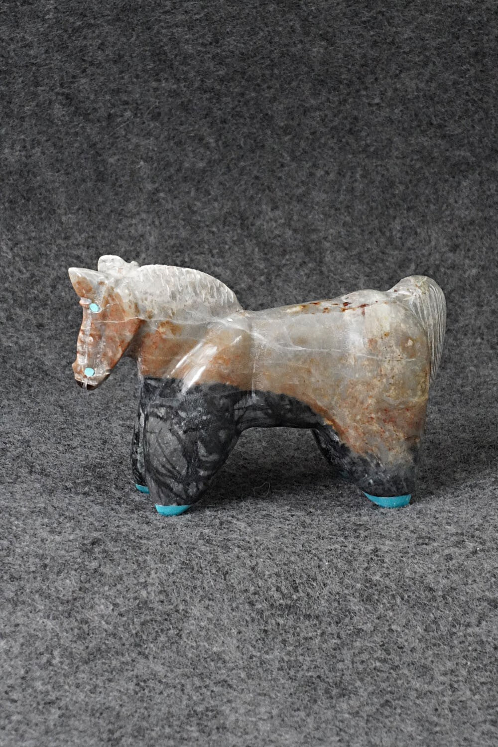 Horse Zuni Fetish Carving - Freddie Leekya