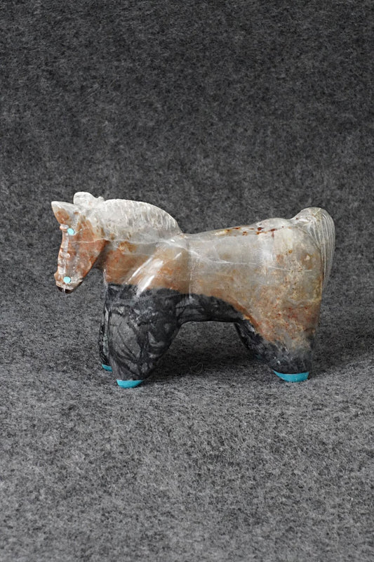 Horse Zuni Fetish Carving - Freddie Leekya