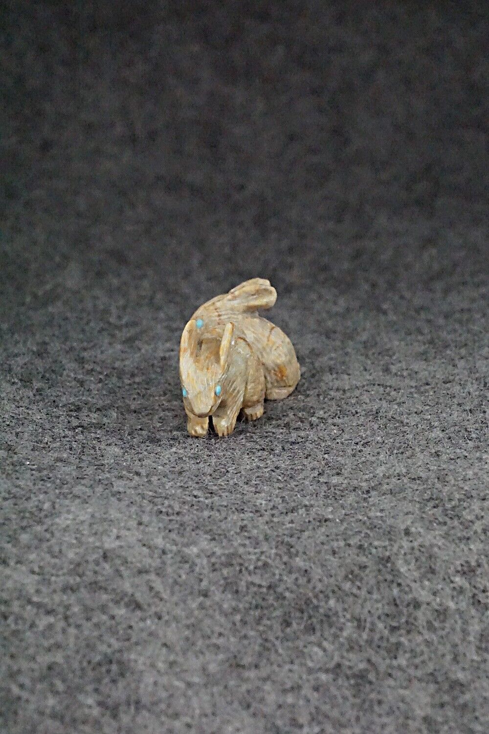 Rabbits Zuni Fetish Carving - Lance Cheama