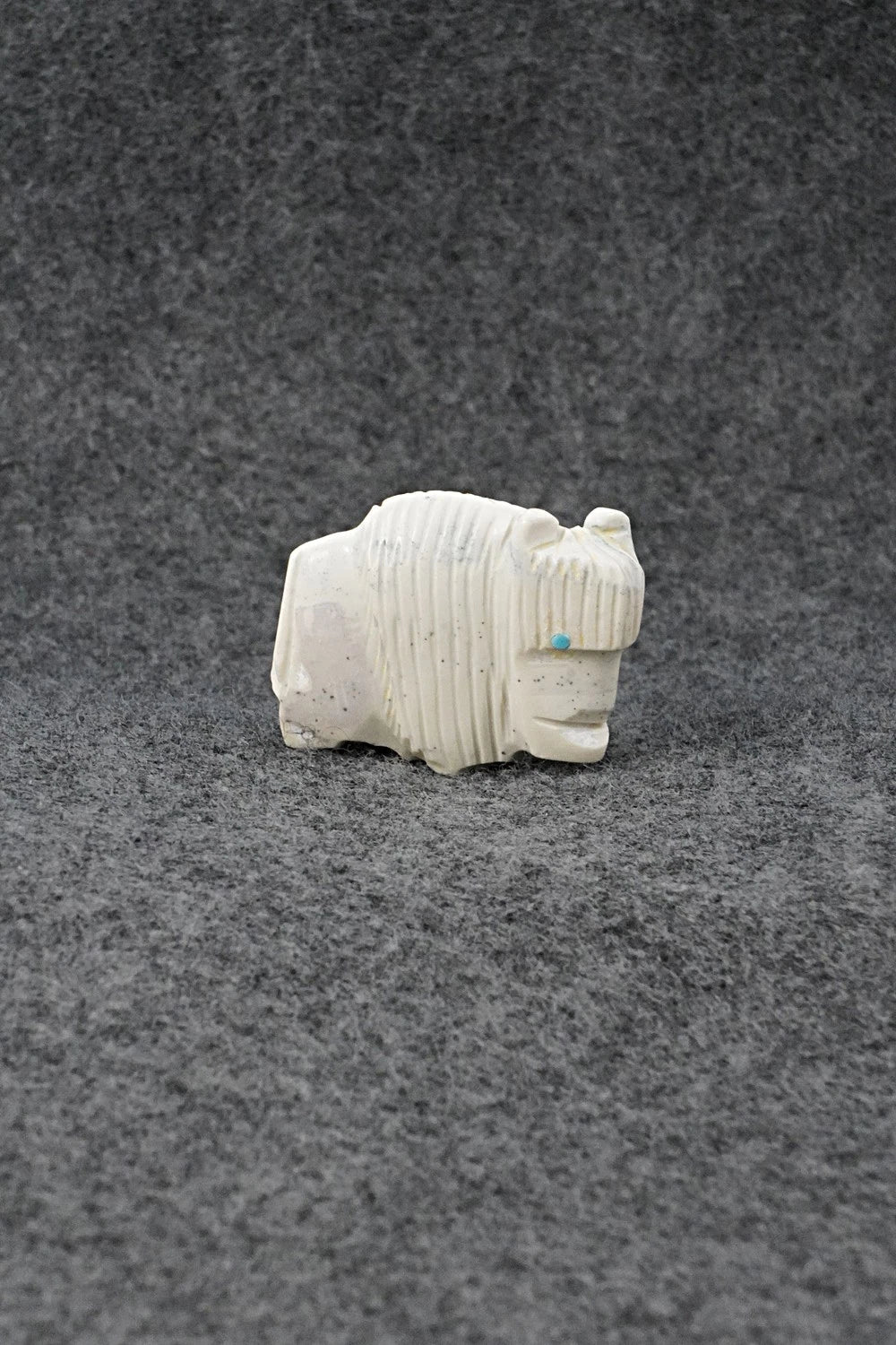 Buffalo Zuni Fetish Carving - Gilbert Lonjose