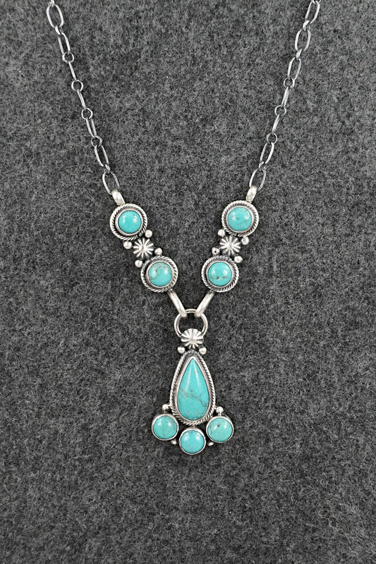 Turquoise & Sterling Silver Necklace - Verley Betone