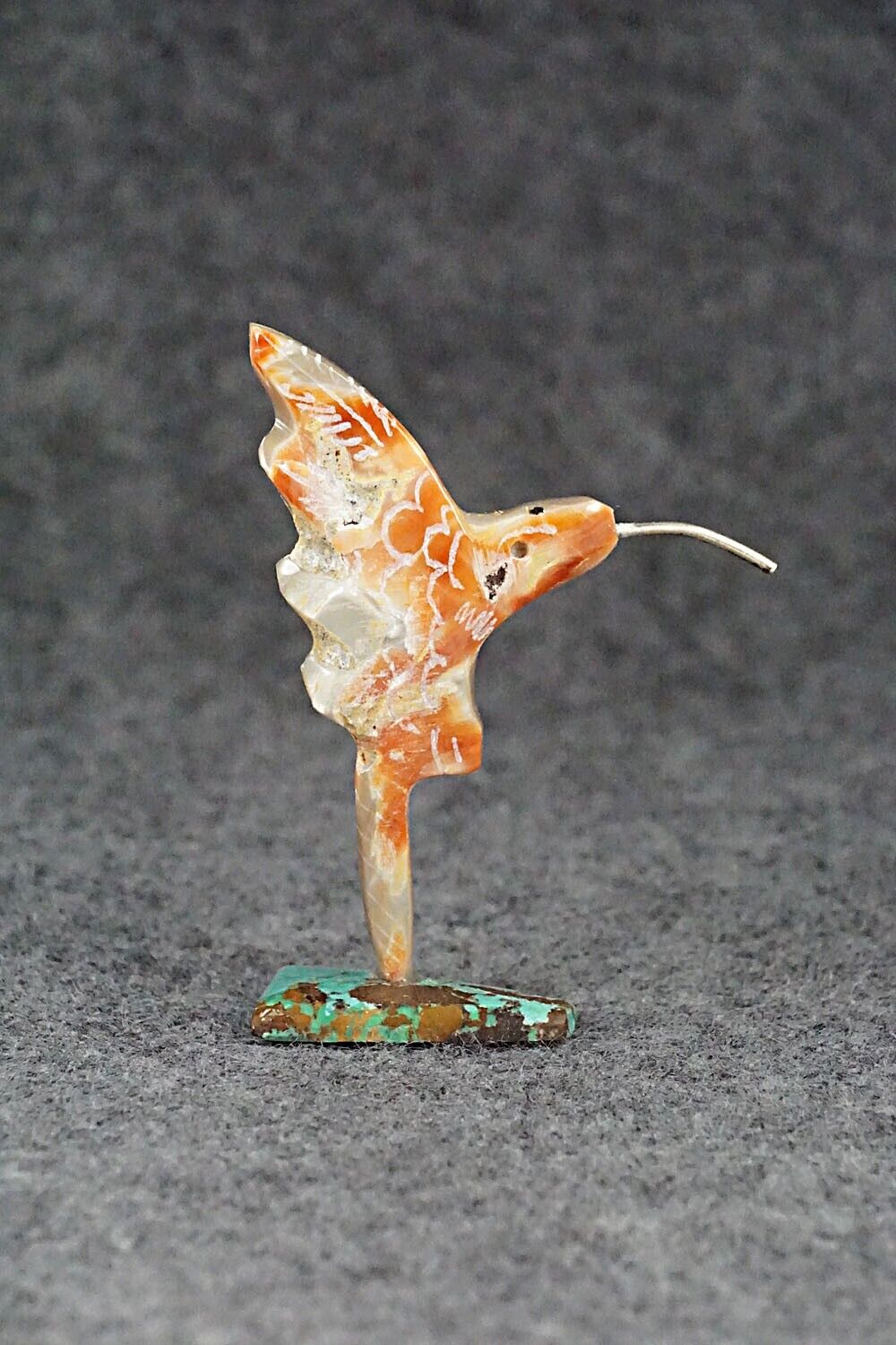Hummingbird Zuni Fetish Carving - Russell Shack