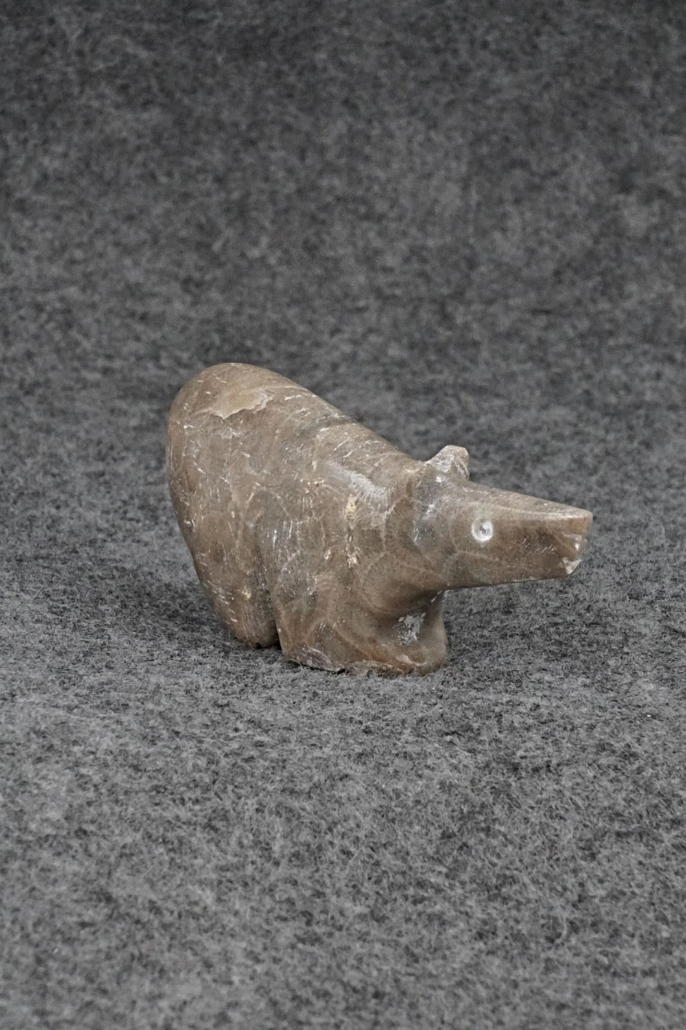 Bear Zuni Fetish Carving - Ronnie Lunasee