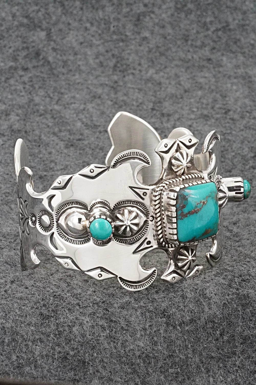 Turquoise & Sterling Silver Bracelet - Roland Dixson