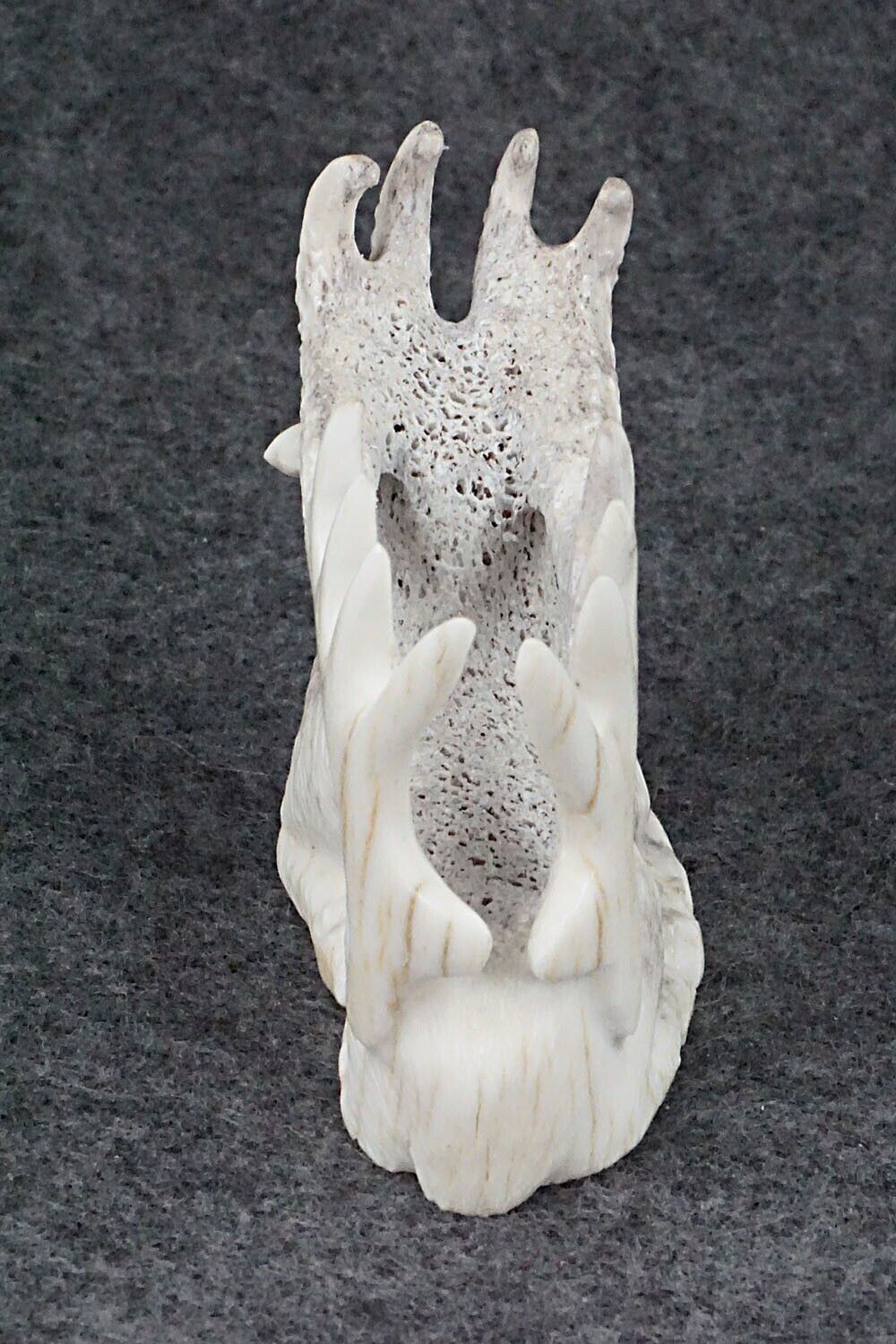 Elk Zuni Fetish Carving - Maxx Laate