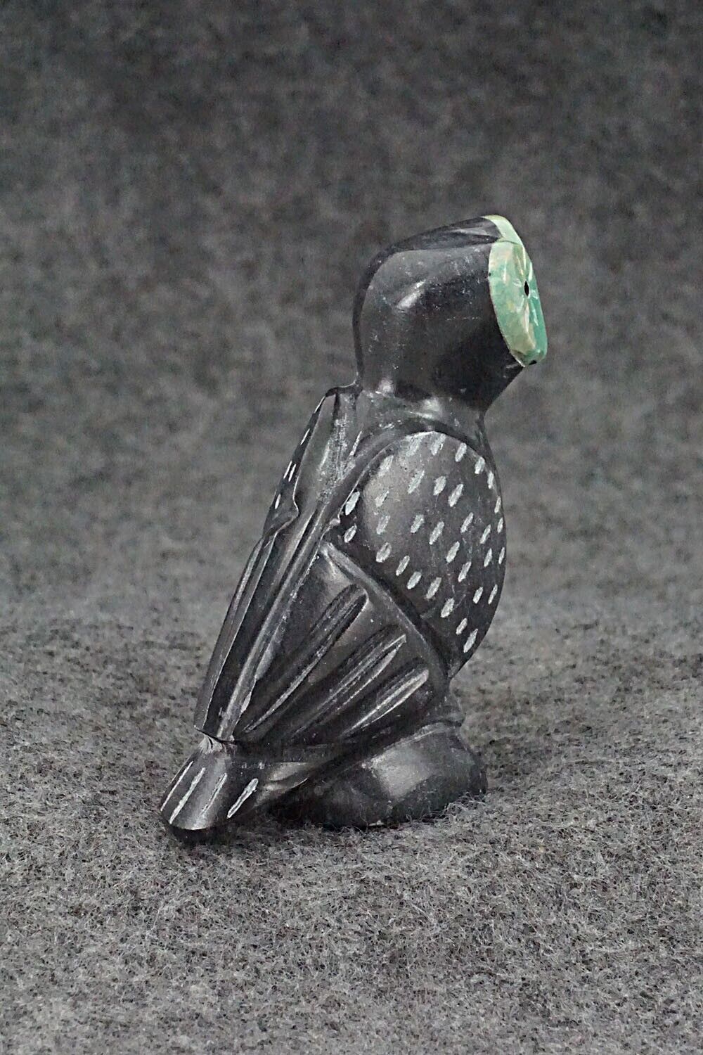 Owl Zuni Fetish Carving - Enrike Leekya