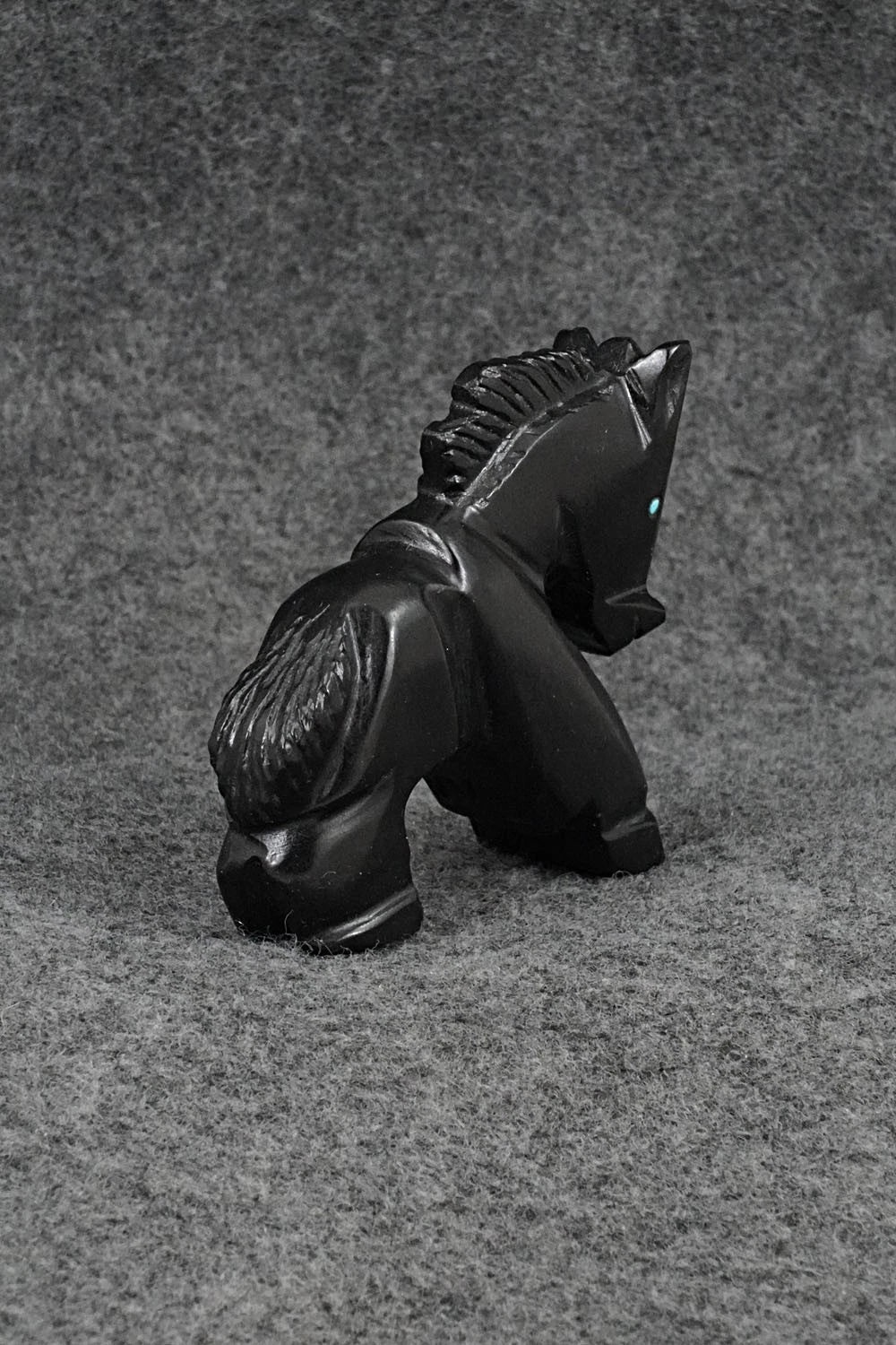 Horse Zuni Fetish Carving - Tony Mackel
