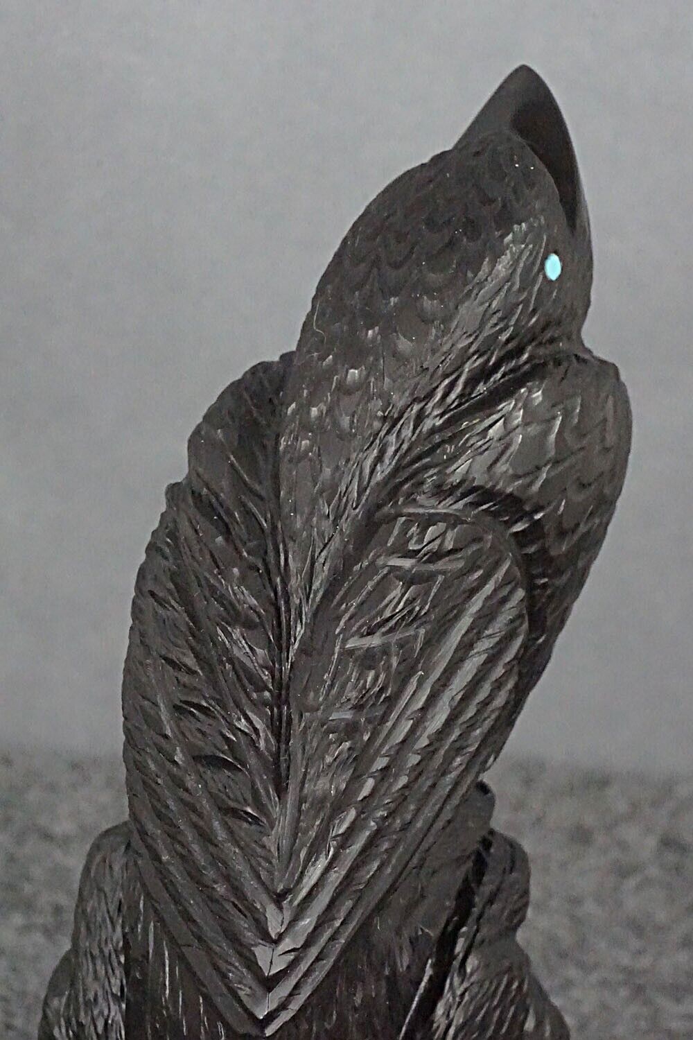 Crows Zuni Fetish Carving - Tony Mackel