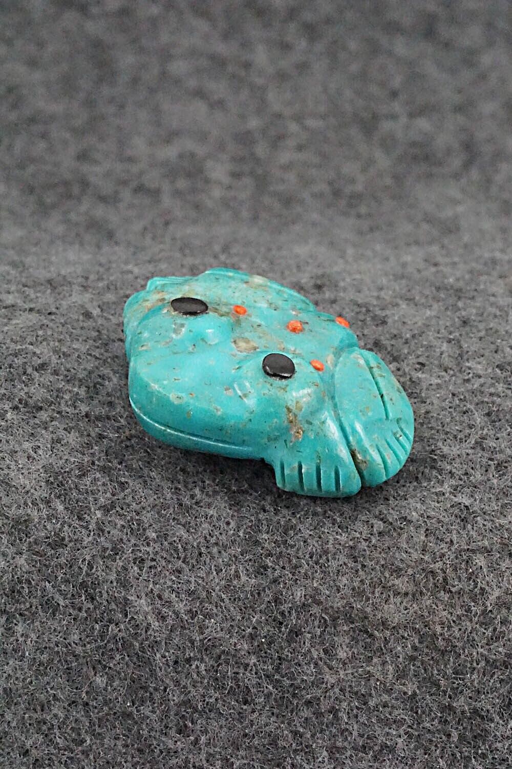 Frog Zuni Fetish Carving - Reynold Lunasee