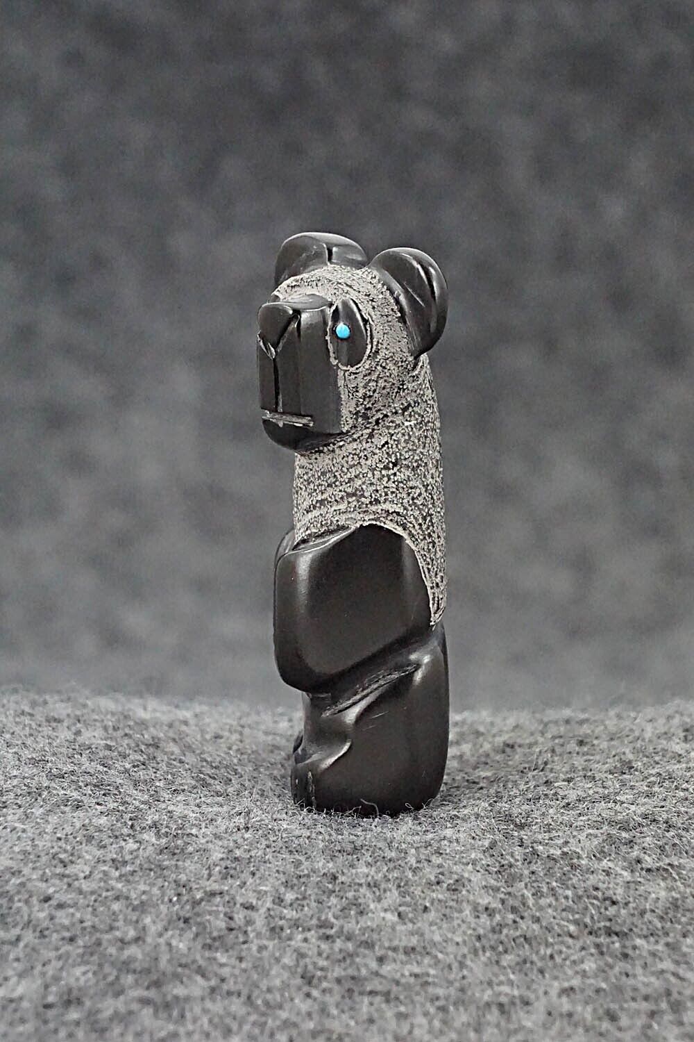 Bear Zuni Fetish Carving - Reynold Lunasee
