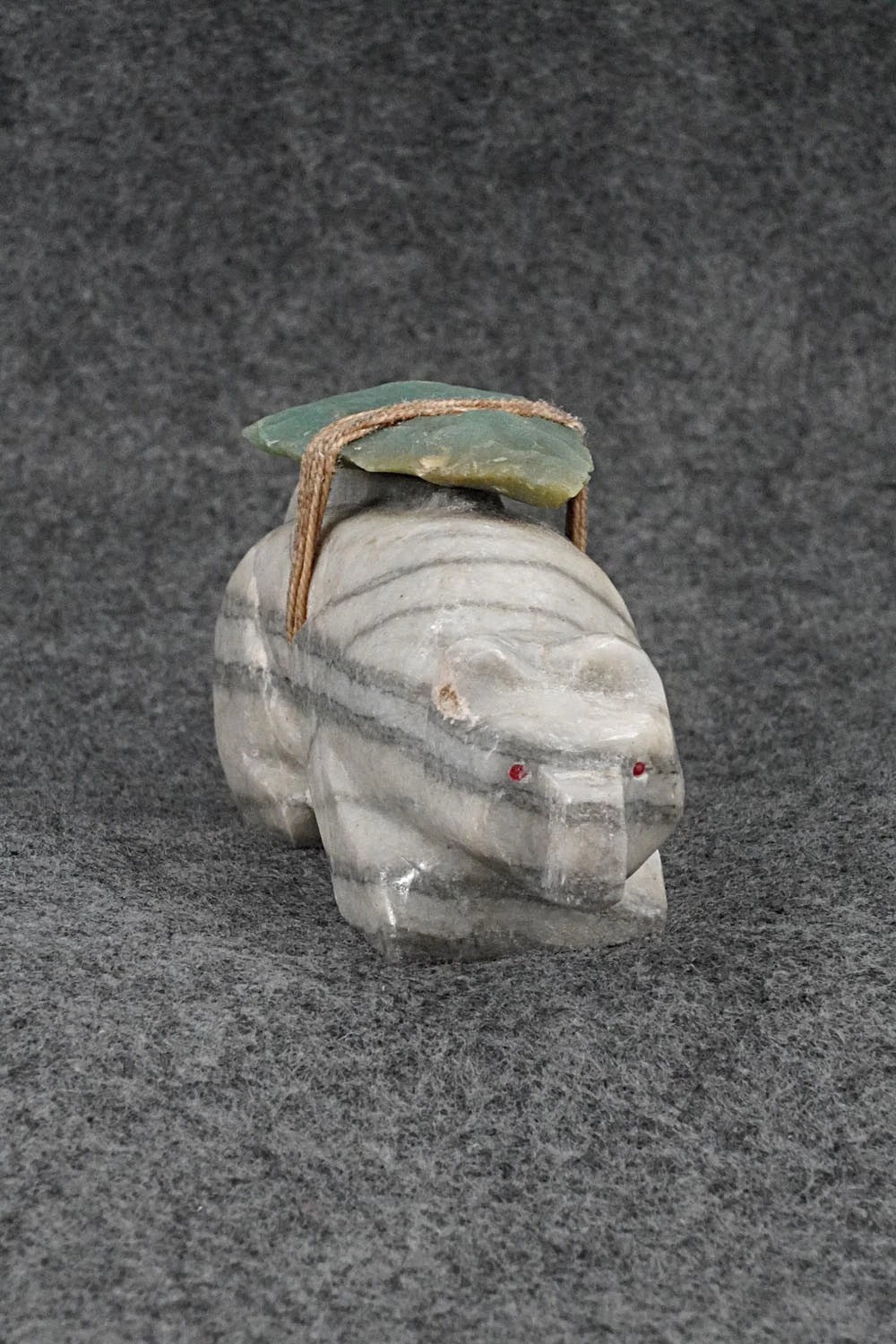 Bear Zuni Fetish Carving - Jaren Cachini