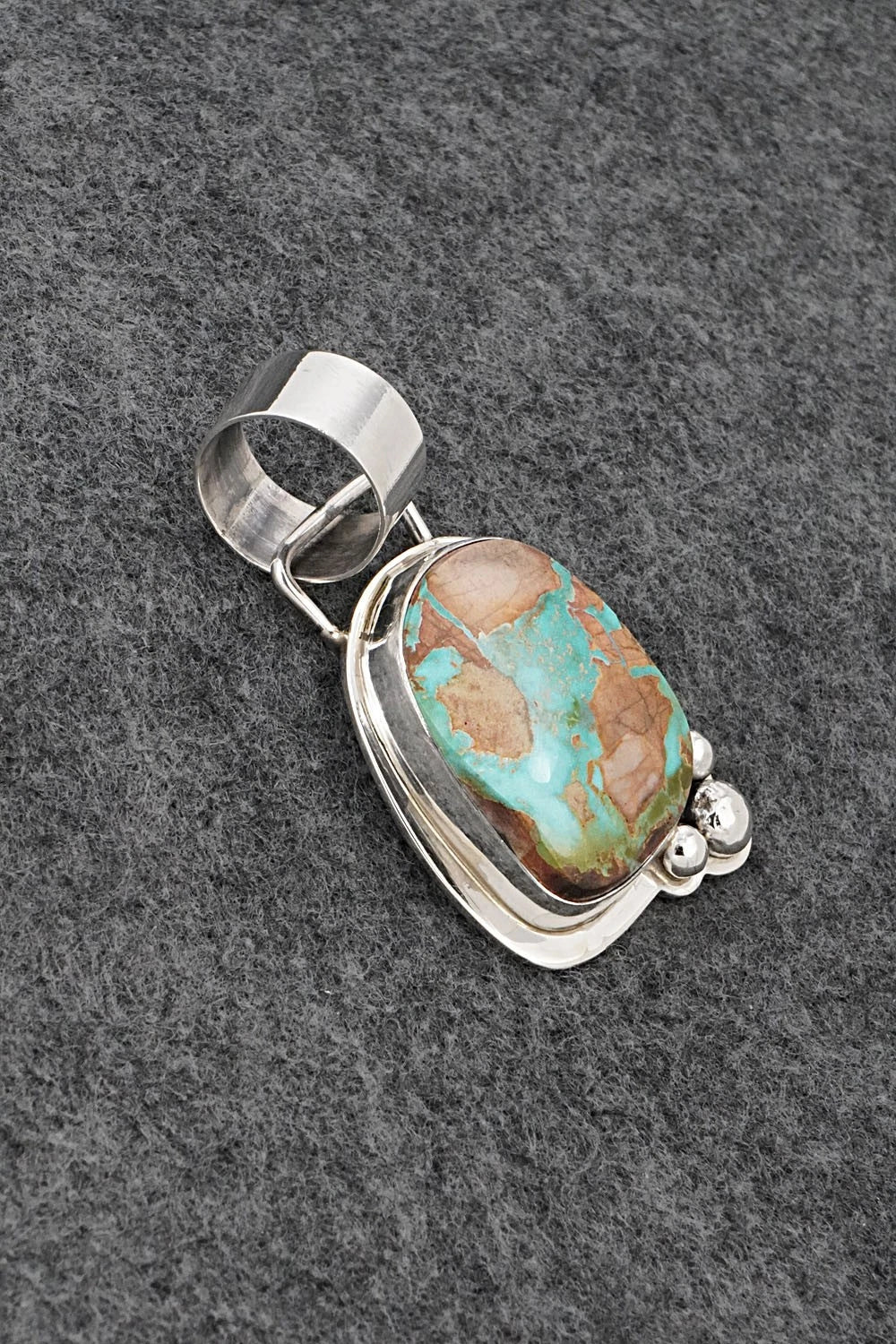 Turquoise & Sterling Silver Pendant - Joelias Draper