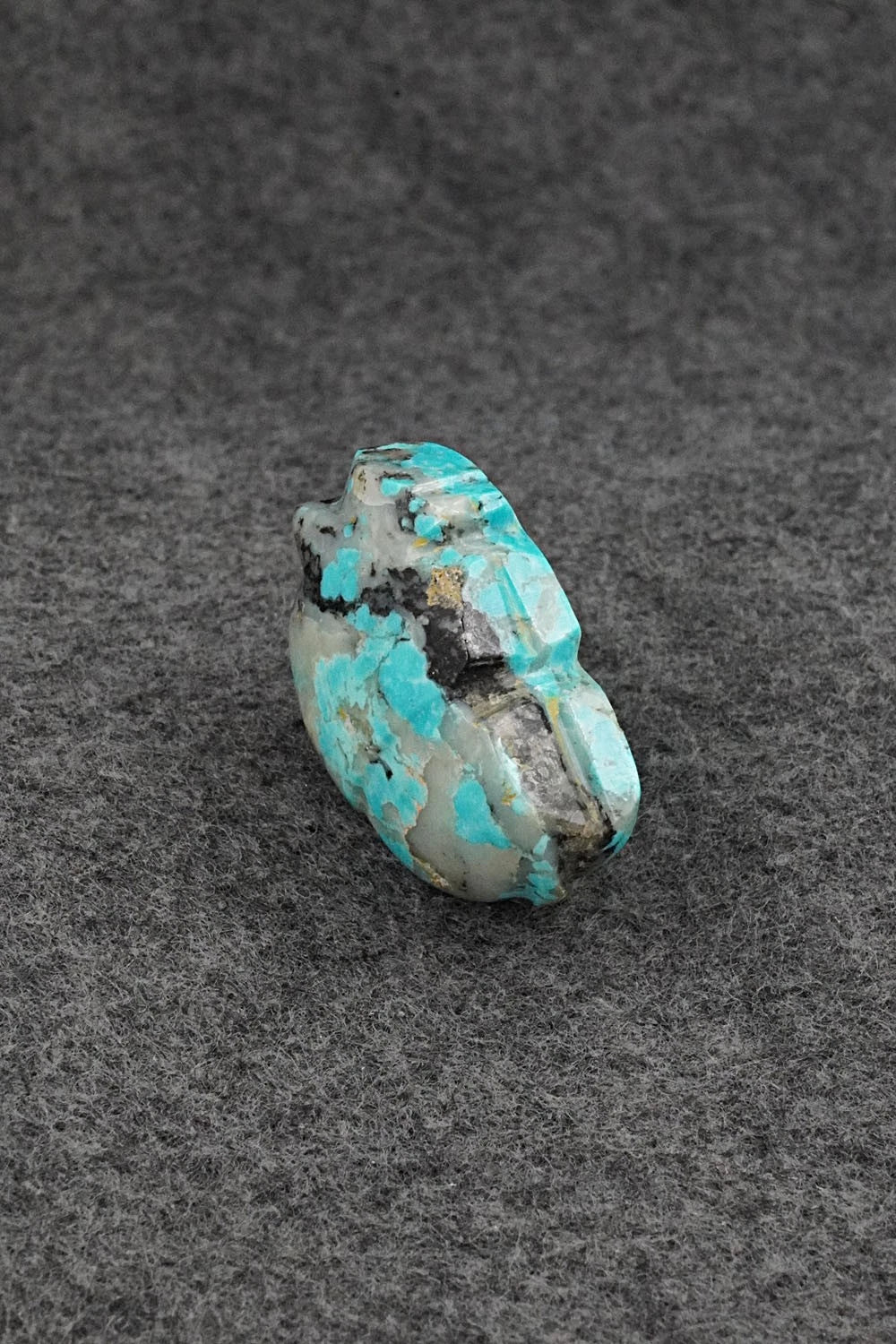 Buffalo Zuni Fetish Carving - Abby Panteah Quam