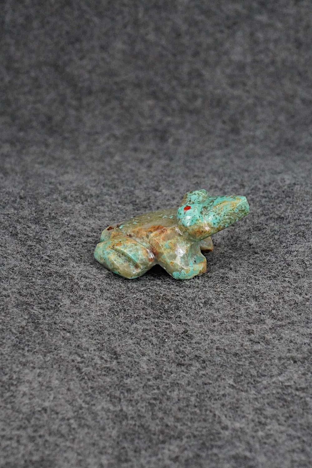 Frog Zuni Fetish Carving - Kenric Laiwakete