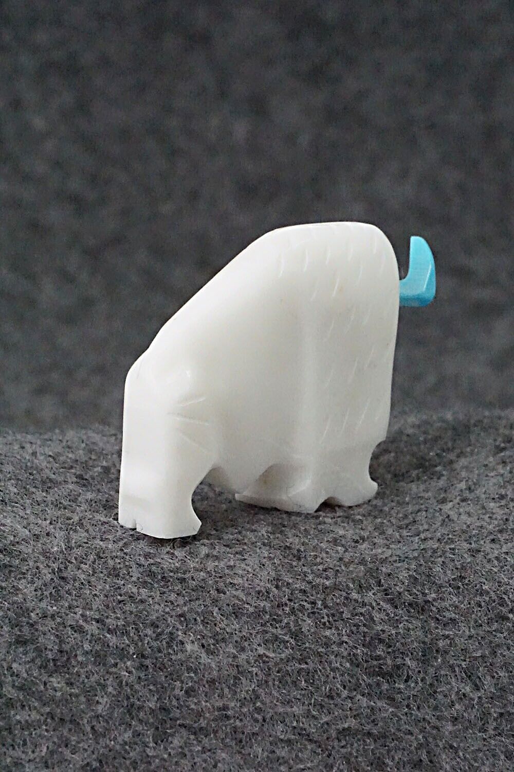 Buffalo Zuni Fetish Carving - Todd Etsate