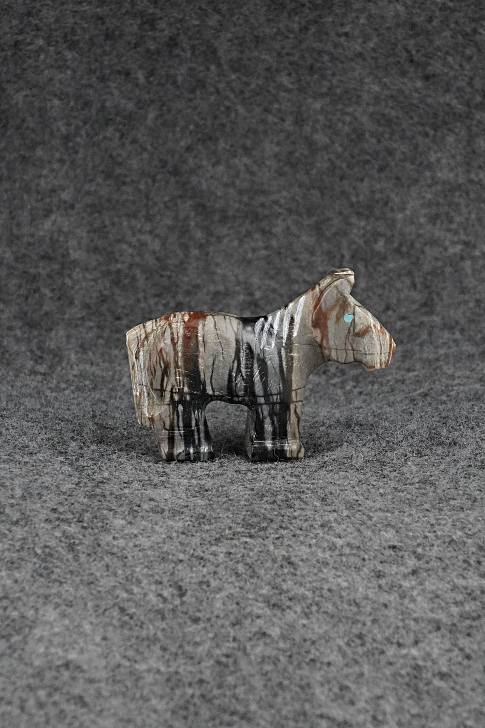 Horse Zuni Fetish Carving - Carol Martin