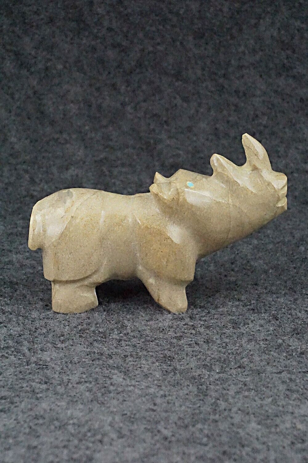 Rhino Zuni Fetish Carving - Enrike Leekya