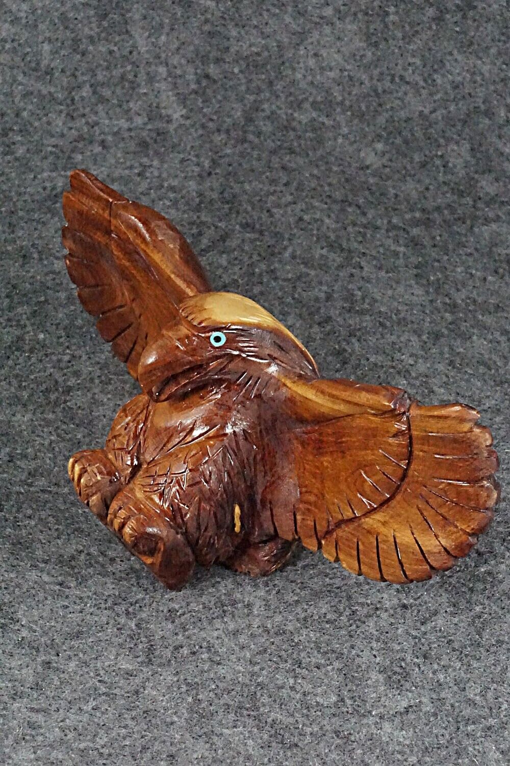 Eagle Zuni Fetish Carving - Chris Nastacio