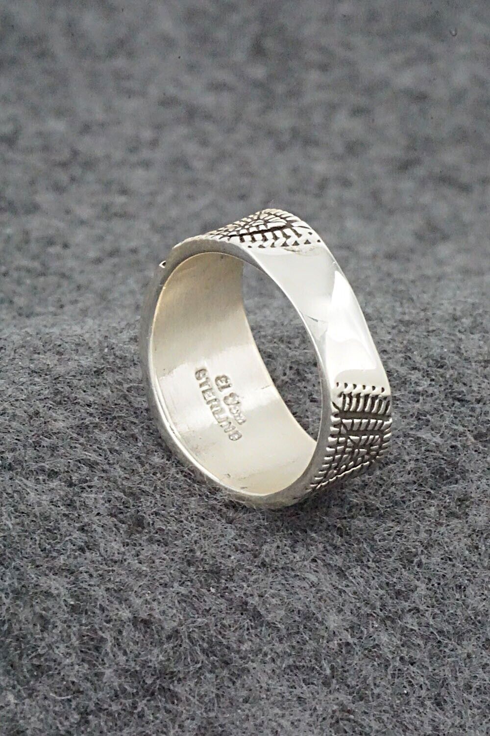 Sterling Silver Ring - Elgin Tom - Size 9.5