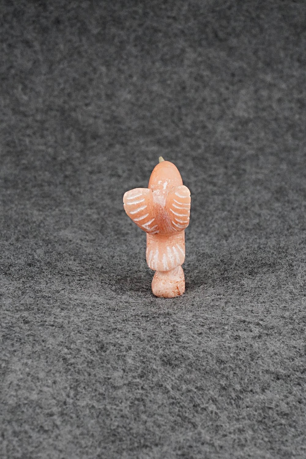 Humming Bird Zuni Fetish Carving - Justin Red Elk