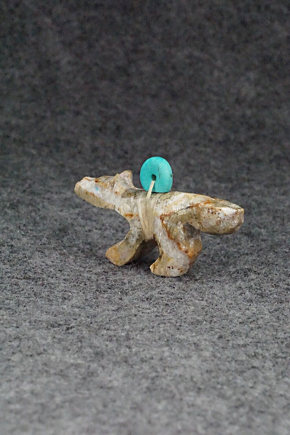Wolf Zuni Fetish Carving - Fernando Laiwakete