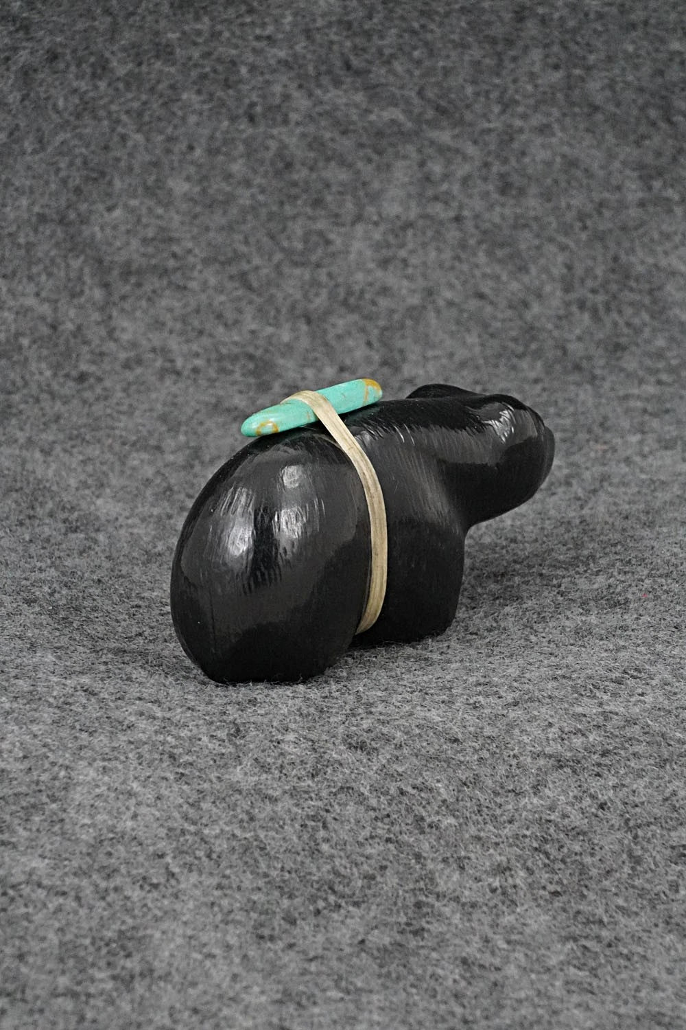 Bear Zuni Fetish Carving - Herbert Halate