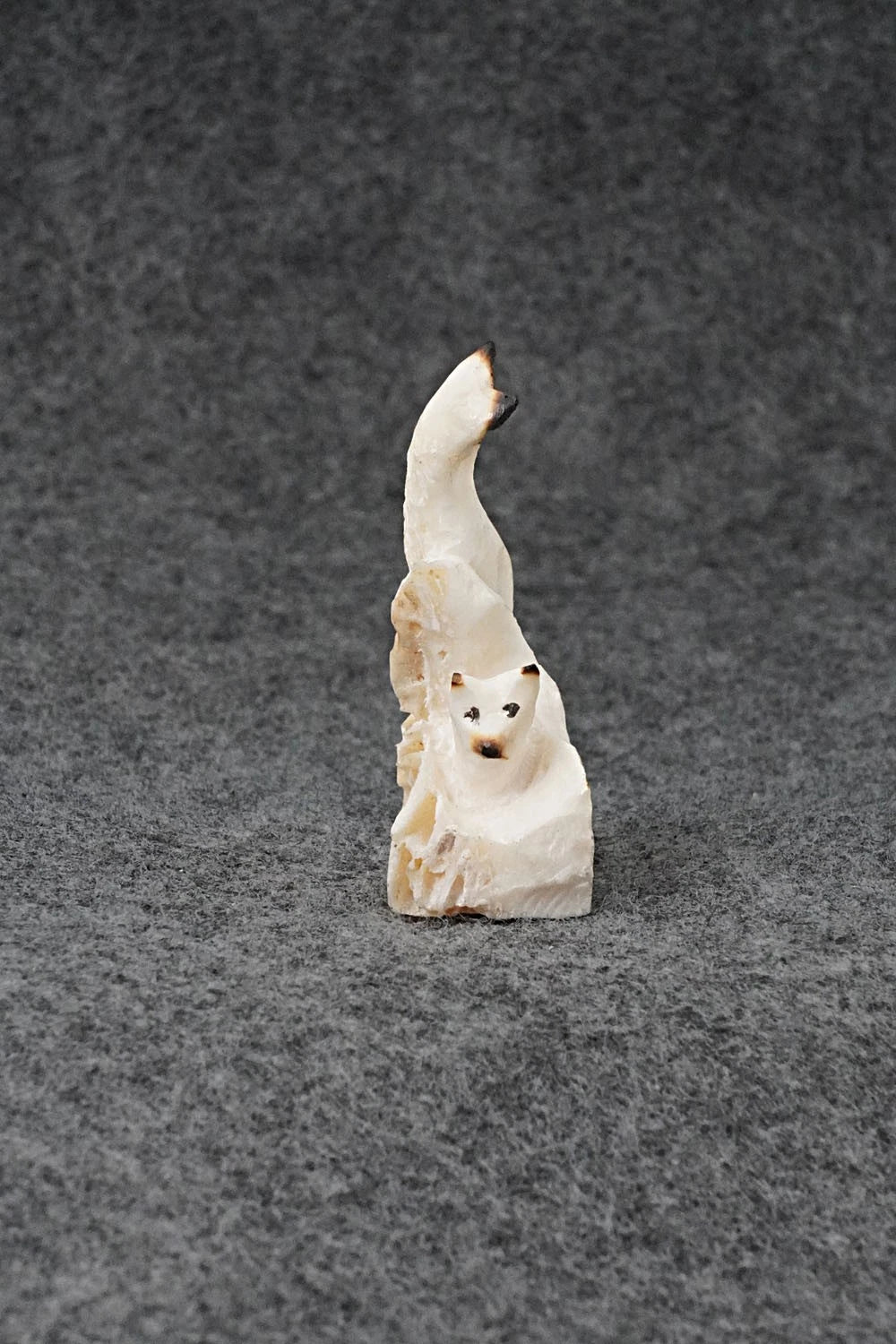Cat Zuni Fetish Carving - Ruben Najera