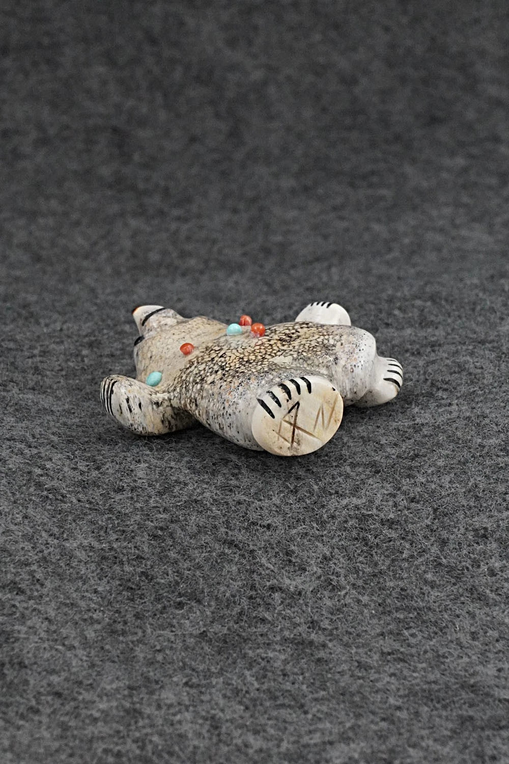 Dancing Bear Zuni Fetish Carving - Claudia Peina