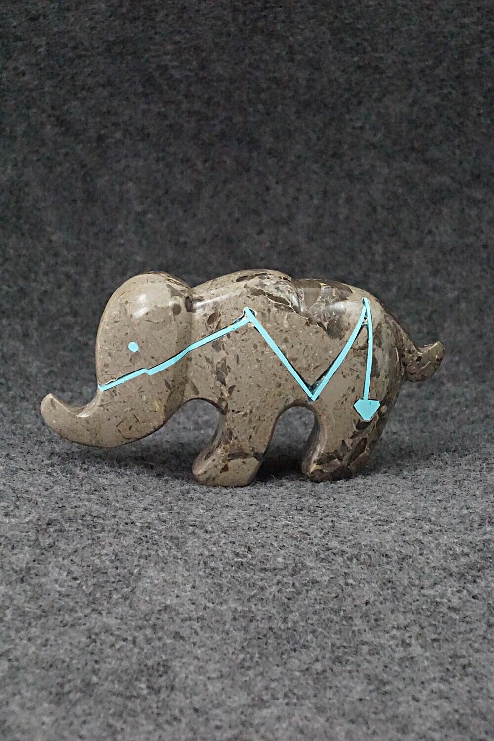 Elephant Zuni Fetish Carving - Kenric Laiwakete