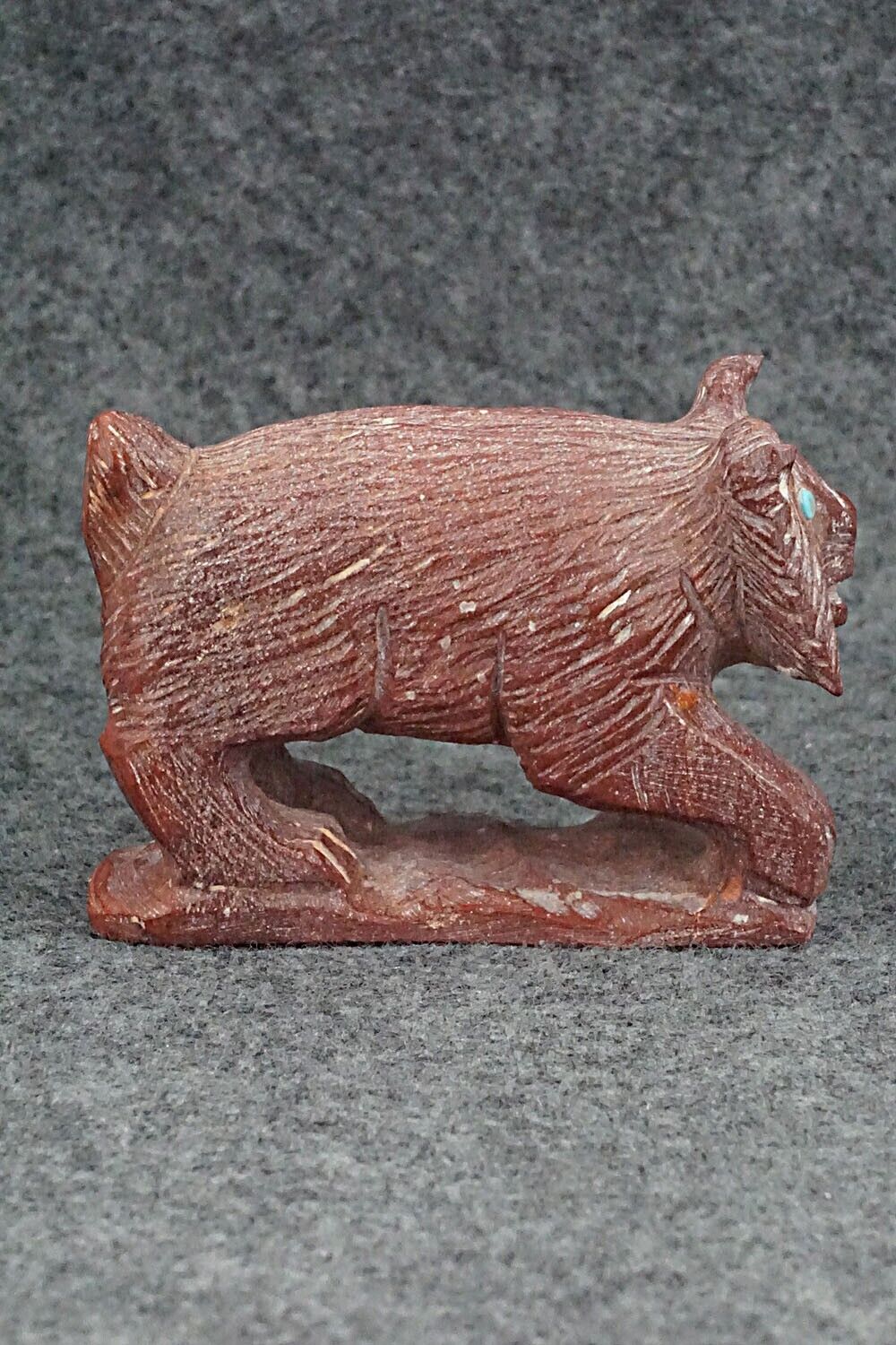 Bobcat Zuni Fetish Carving - Derrick Kaamasee