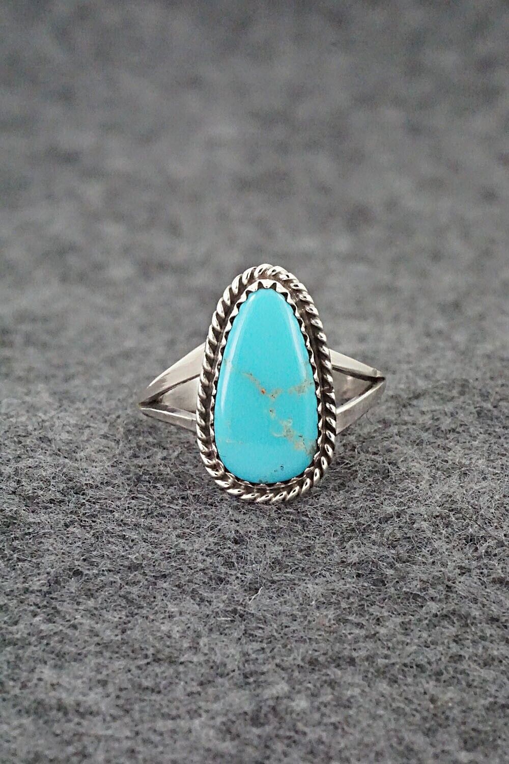 Turquoise & Sterling Silver Ring - Robert Martinez - Size 7