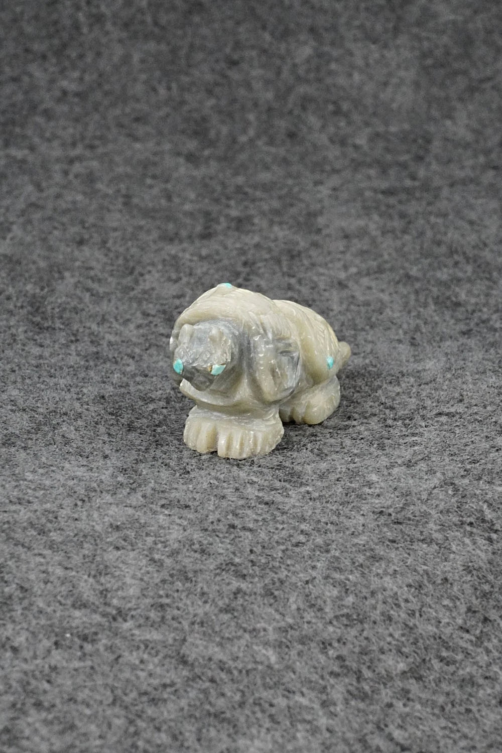 Armadillo Zuni Fetish Carving - Herbert Hustito