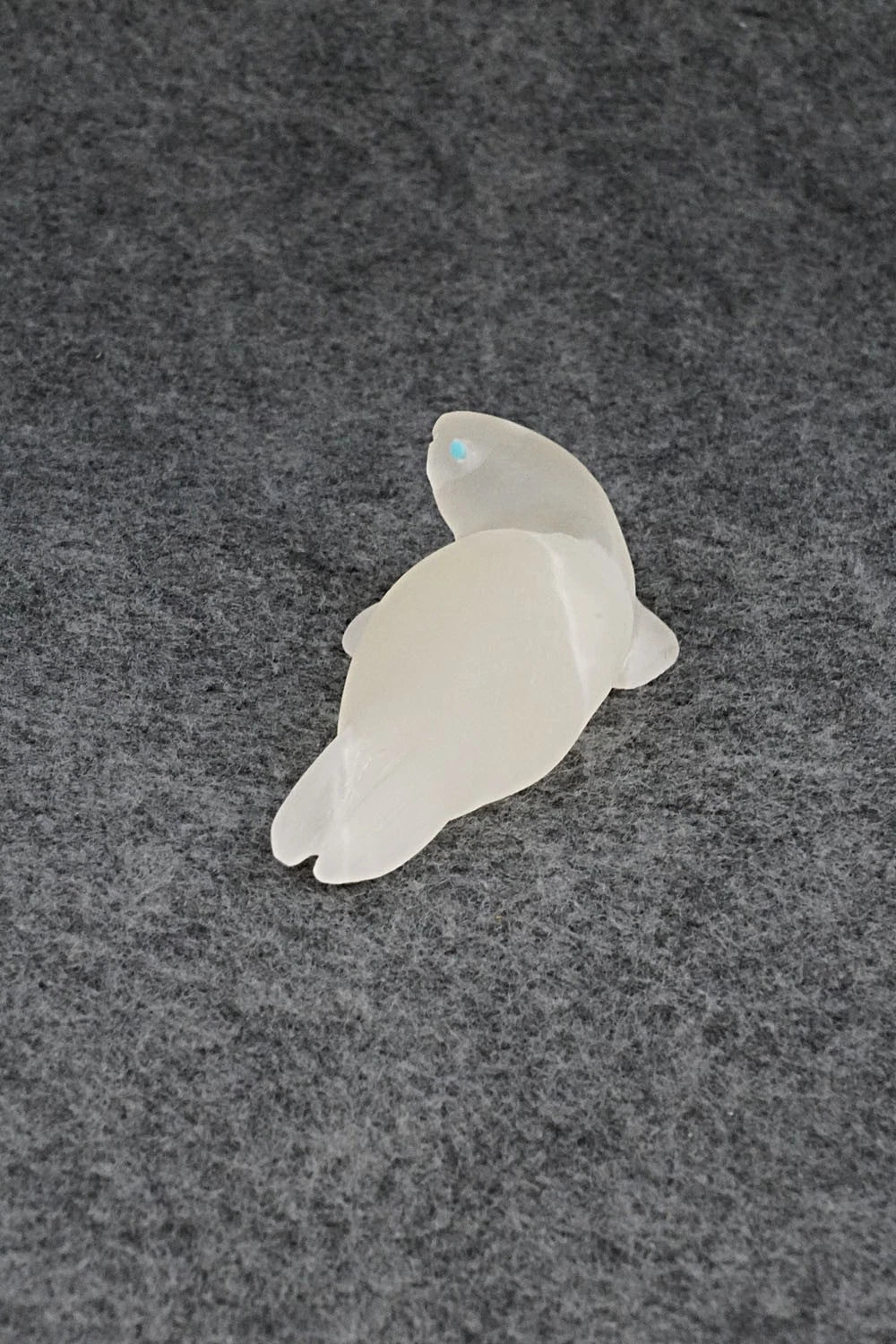 Seal Zuni Fetish Carving - Lance Cheama