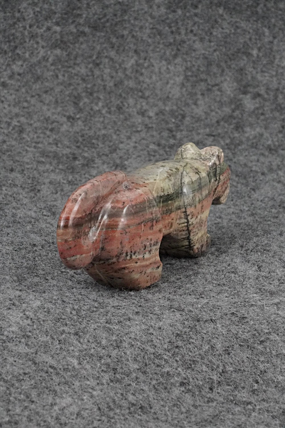 Mountain Lion Zuni Fetish Carving - Mike Tucson