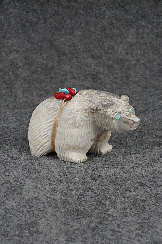 Bear Zuni Fetish Carving - Farlan & Paulette Quam