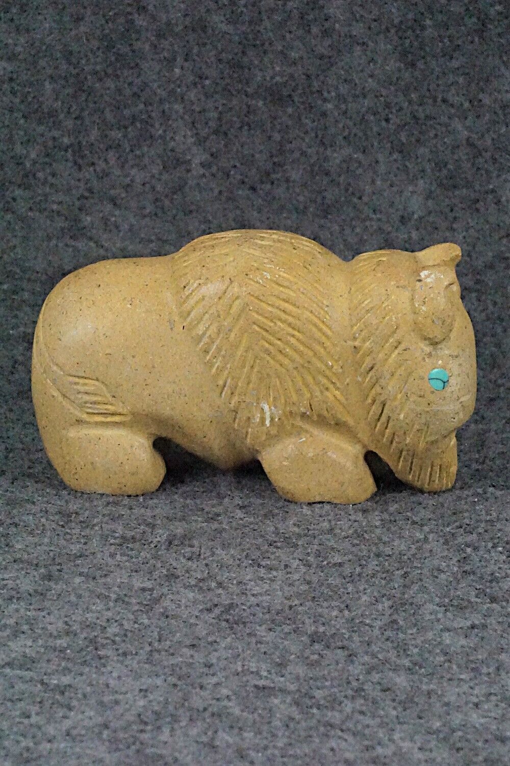 Buffalo Zuni Fetish Carving - Daniel Chattin