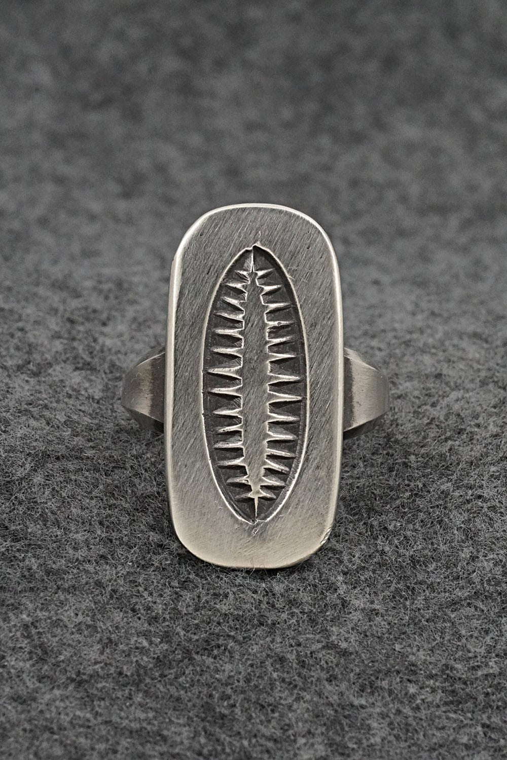 Sterling Silver Ring - Emerson Bill - Size 12