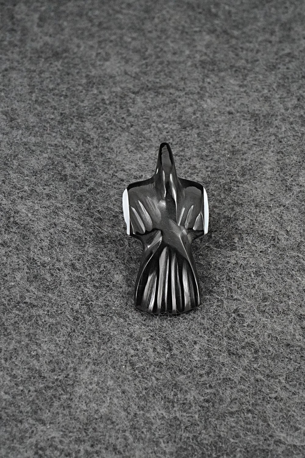 Crow Zuni Fetish Carving - Calvert Bowannie