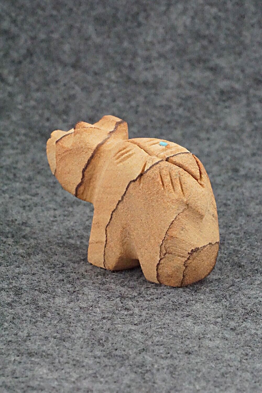 Bear Zuni Fetish Carving - Brandon Phillips