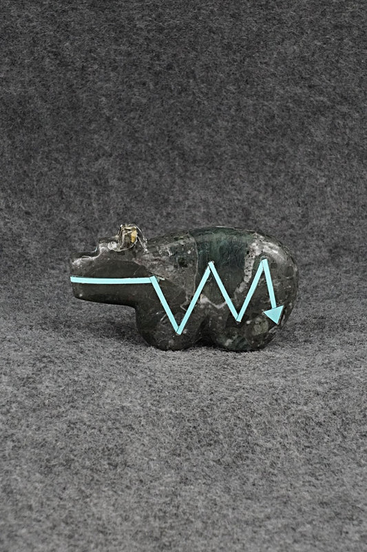 Bear Zuni Fetish Carving - Bernard Laiwakete